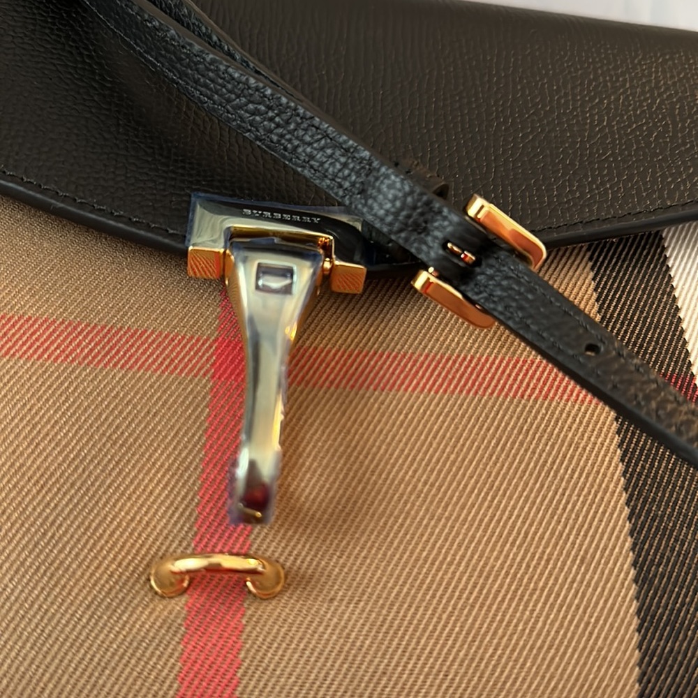 Burberry Macken House Check Derby Leather Crossbody bag - Picture 12 of 13